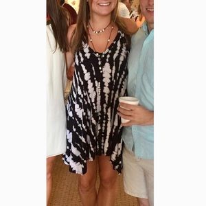 Black & White dye dress